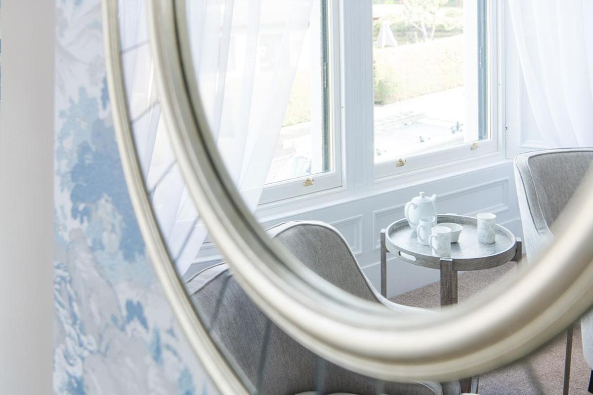 The Merryburn - Rooms And Courtyard Studios دنكيلد المظهر الخارجي الصورة