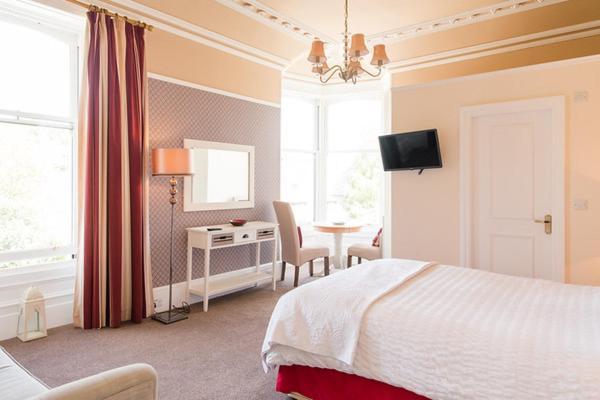 The Merryburn - Rooms And Courtyard Studios دنكيلد المظهر الخارجي الصورة